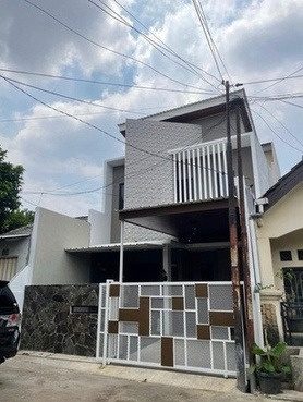 Konstruksi rumah tinggal
